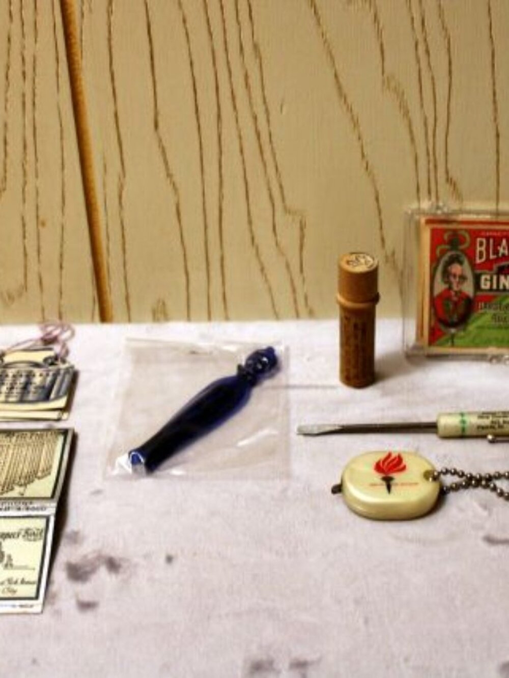 Mixed Lot of 7 Vintage Advertising & Collectible Small Items
